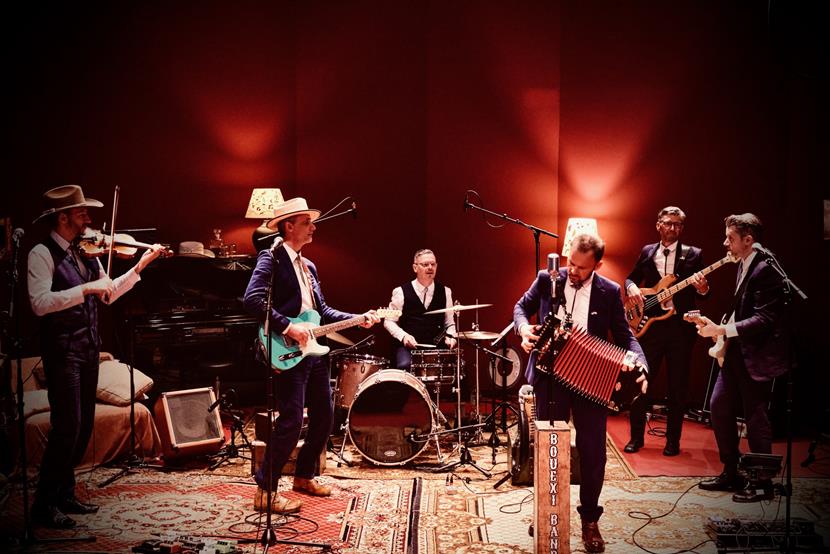 Bouexi band 